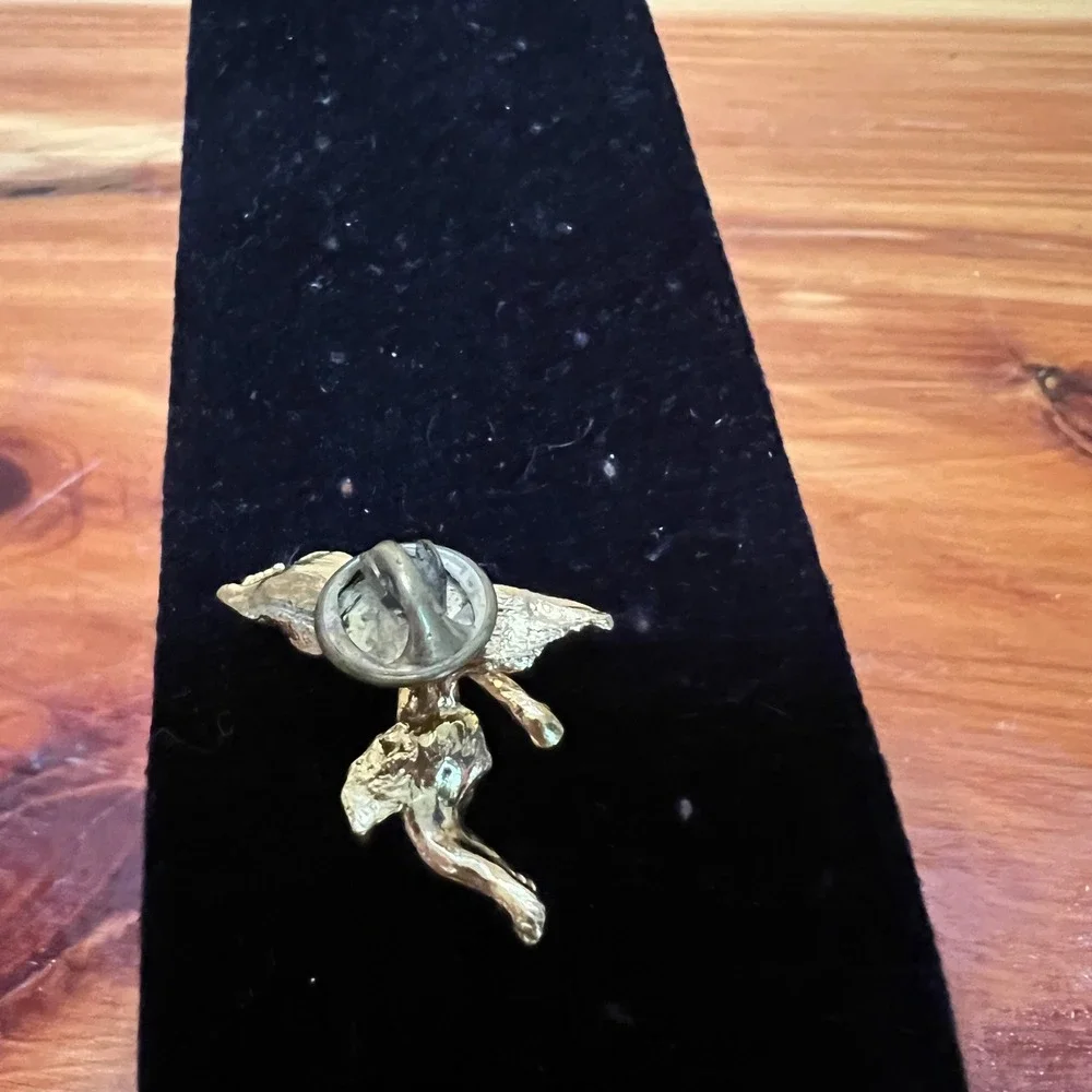 Vintage Gold Tone Brooch Lapel‎ Pin Angel Fairy Birthstone May Whimsical Jewelry
